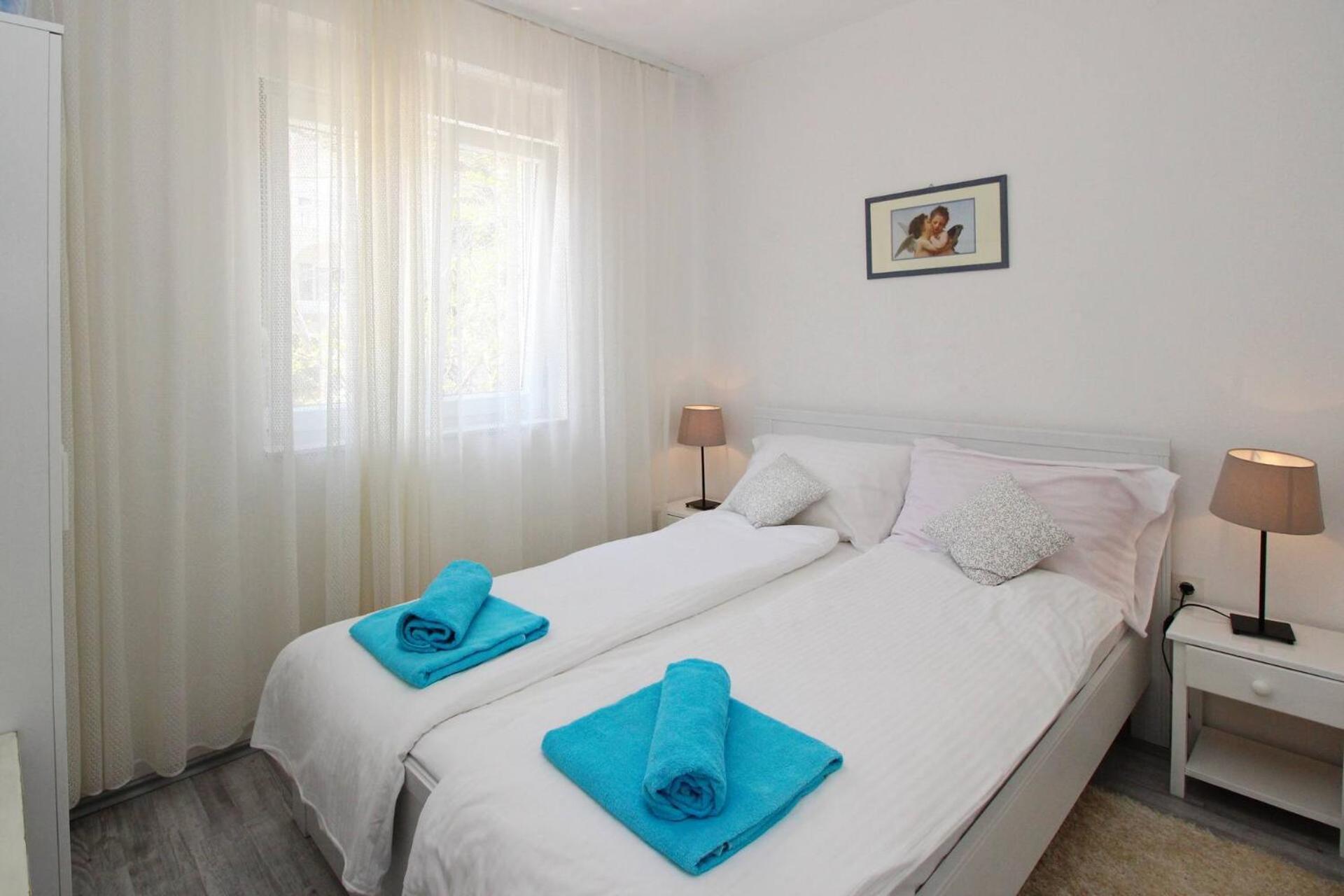 Apartments Rozanda Baska  Exterior photo