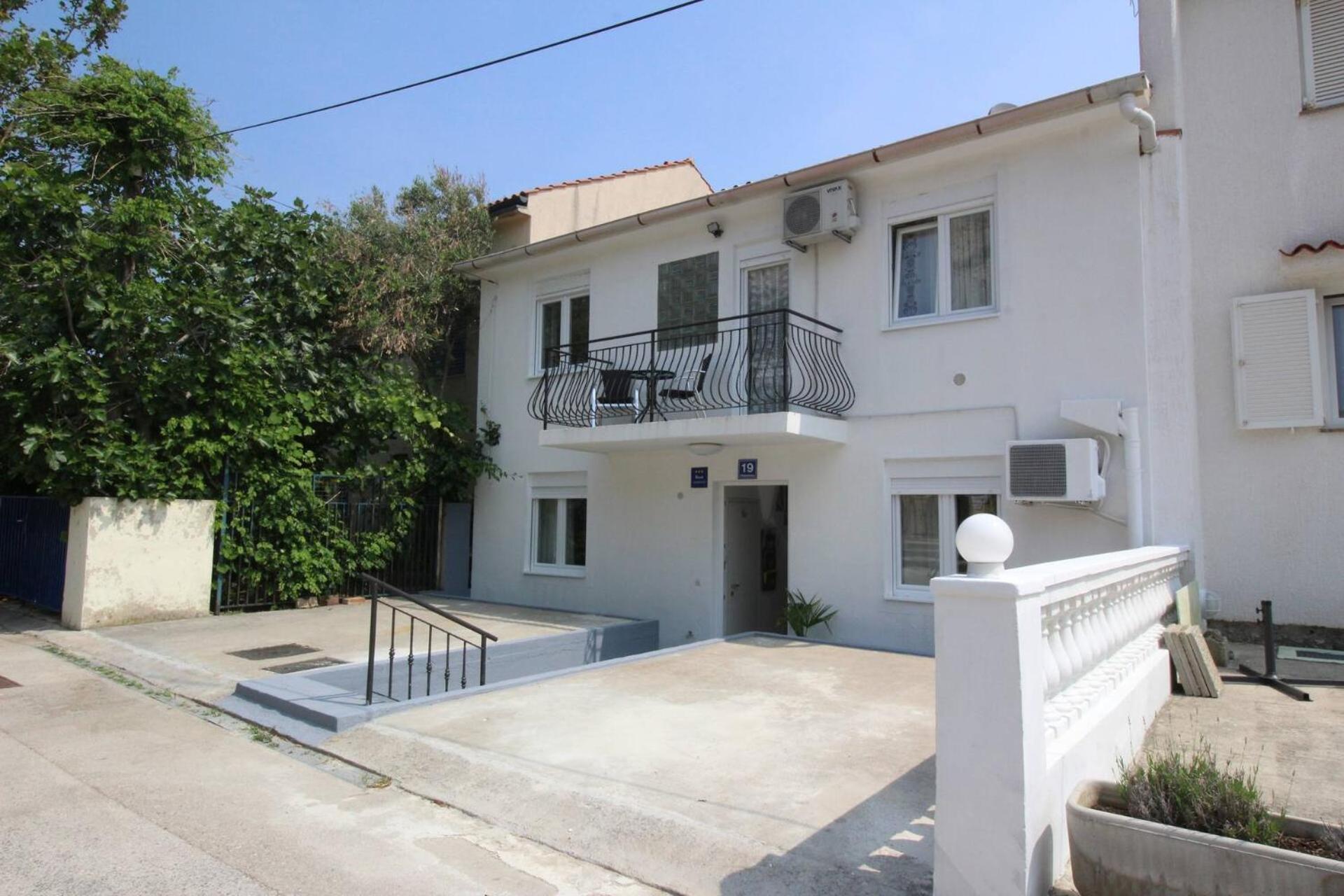 Apartments Rozanda Baska  Exterior photo