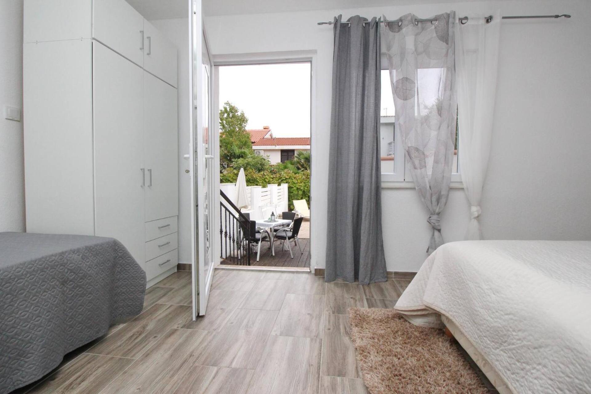 Apartments Rozanda Baska  Exterior photo