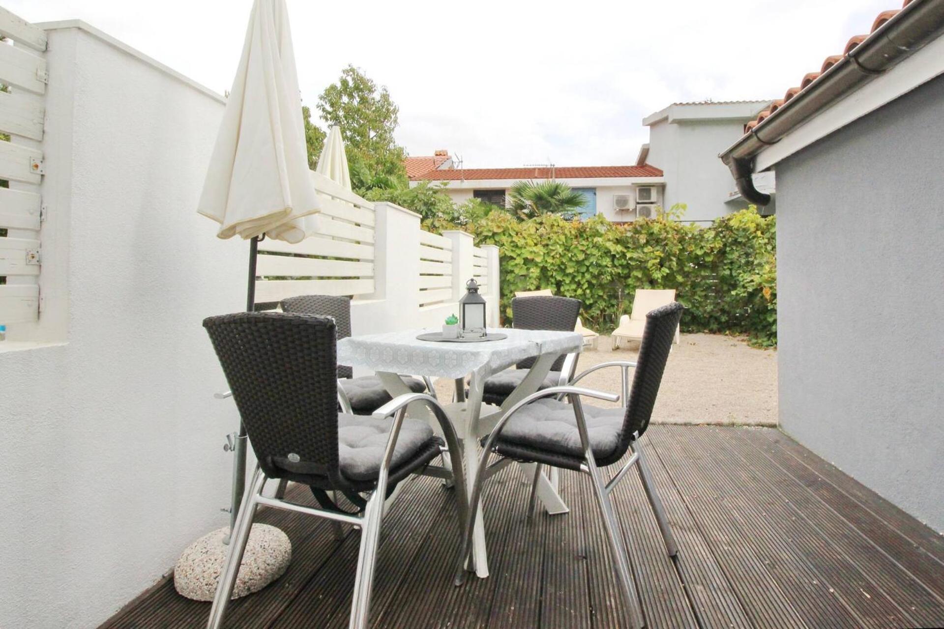Apartments Rozanda Baska  Exterior photo