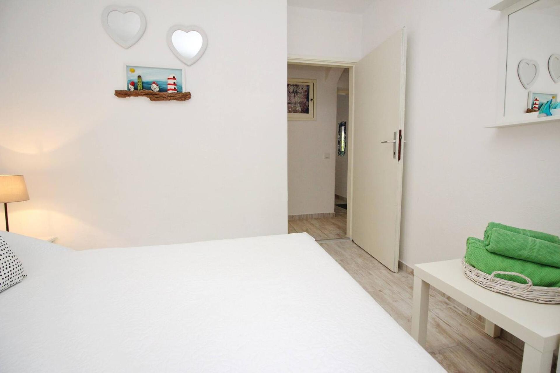 Apartments Rozanda Baska  Exterior photo